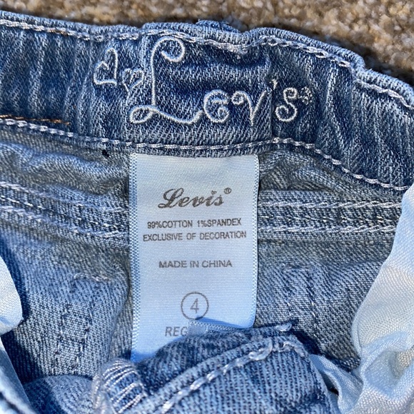 Levi’s girls size 4 jeans - Picture 6 of 9